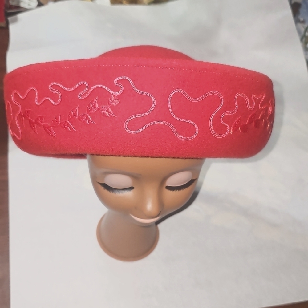 Deborah of New York 100% Wool Kentucky Derby or Church Hat